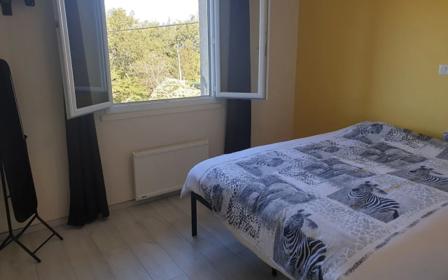 Chambre avec cuisine équipée sur demande