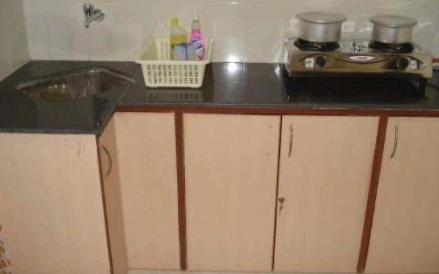 Sandy's Service Apartment