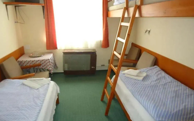 Touring Hotel