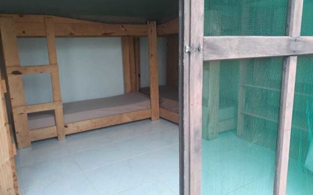 Hostel e Quarto Camping Bombinhas