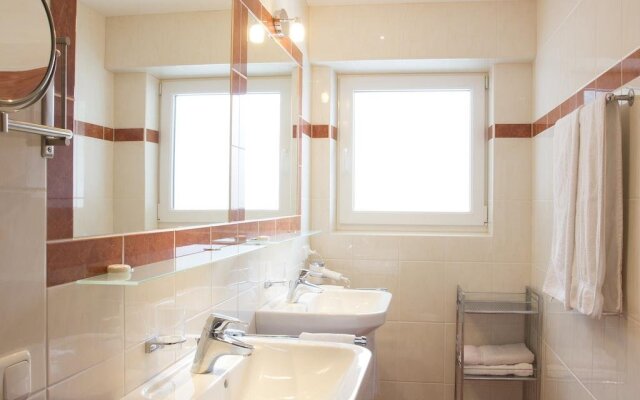 Apartments Antares