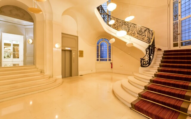 Sweet Inn Apartments- Champs Elysés (Various addresses)