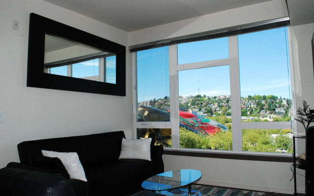 Seattle Center Luxury Suites by NSpire