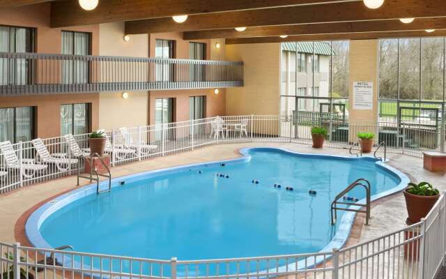 Days Inn by Wyndham Rock Falls