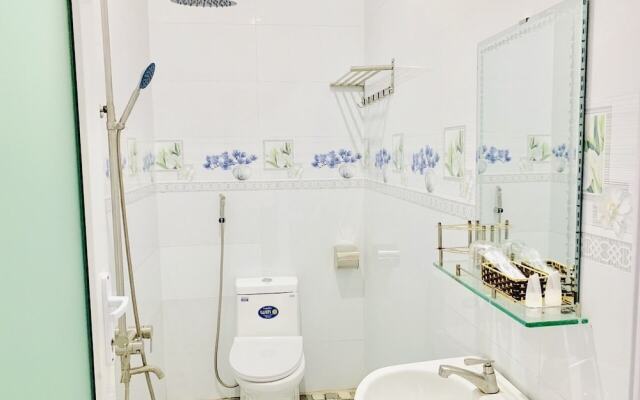 Mekong Rose Hotel