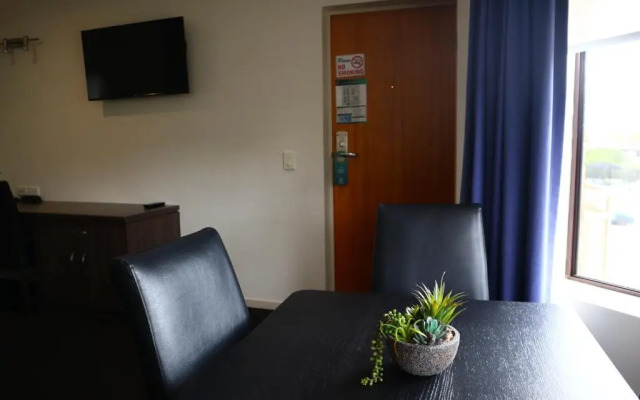Comfort Inn & Suites Robertson Gardens