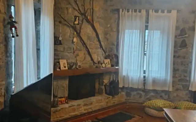 Vitina Number 5 House