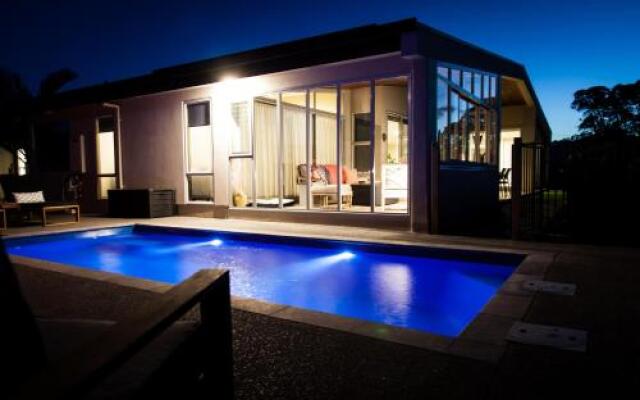Ahuru Bed and Breakfast