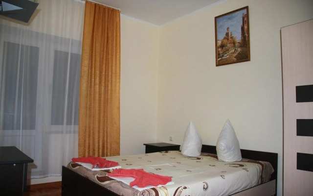 Azat Guest House