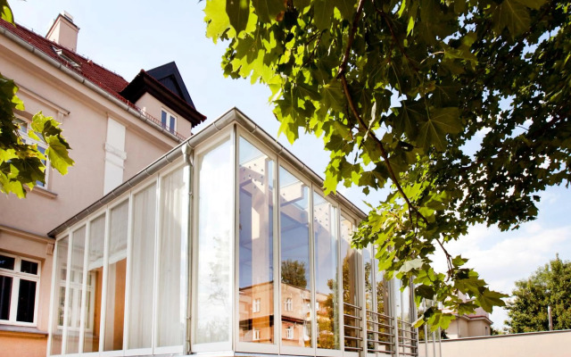 Platinum Residence Boutique Hotel
