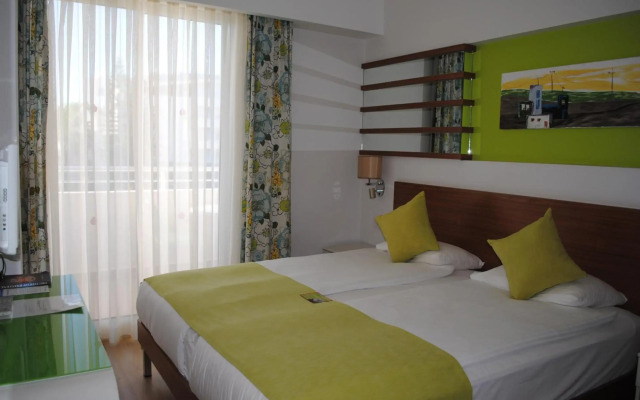 Calimera Side Resort