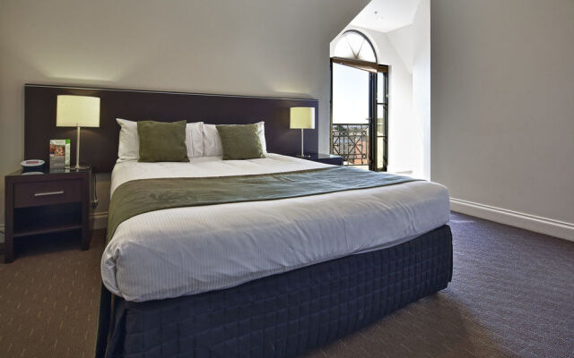 Pacific International Apartments Adelaide