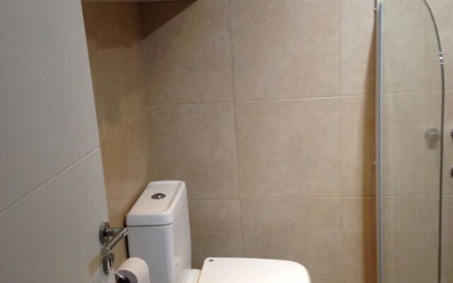 Comfortable Apartment w Great Location