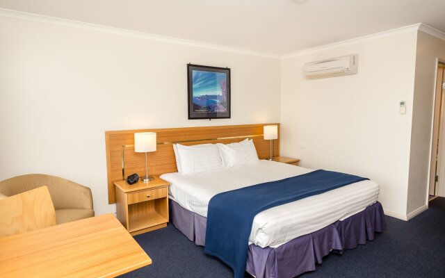Edgewater Hotel
