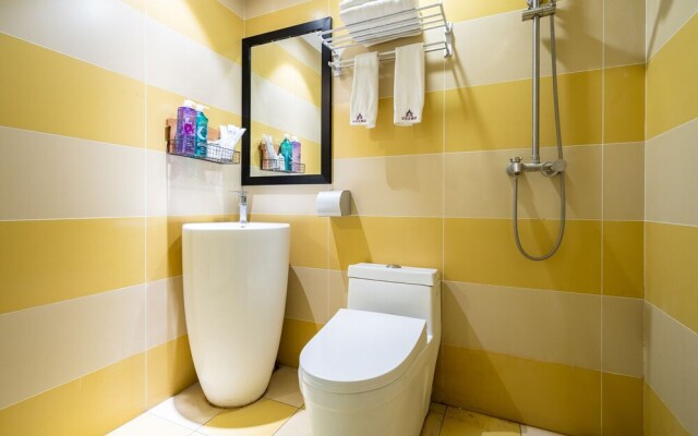 Chongqing Alvin Hotel