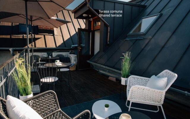 Principia Apartments