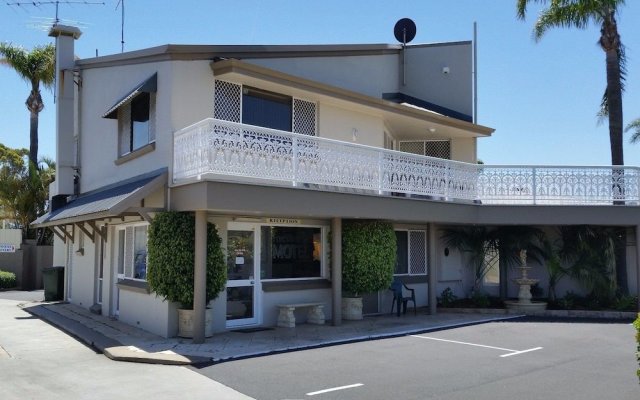 Foreshore Motel