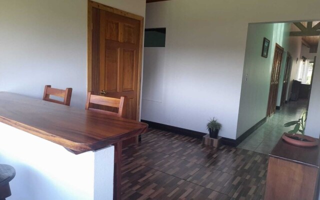Alisson Hotel & Restaurant