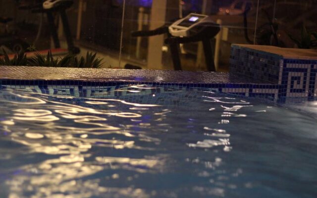 Lotaz hotel suites