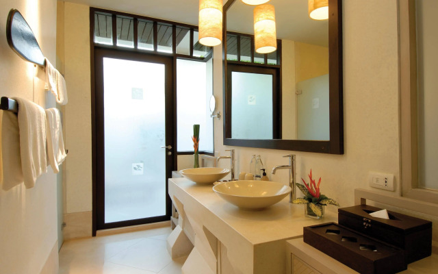 Melati Beach Resort & Spa