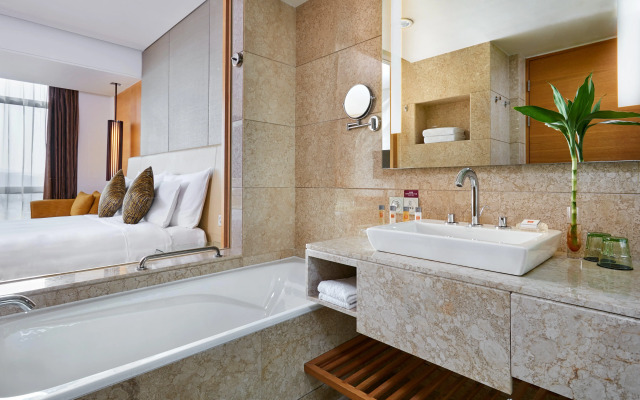 Crowne Plaza Zhongshan Wing on City by IHG