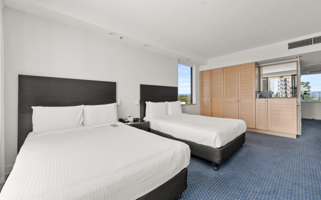 Crowne Plaza Surfers Paradise by IHG