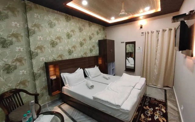 Hotel Shivratri Guest House