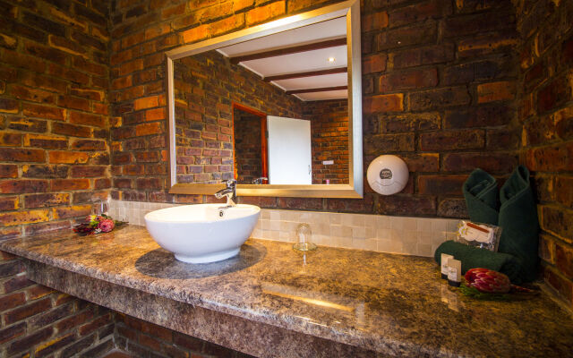 Storms River Guest Lodge