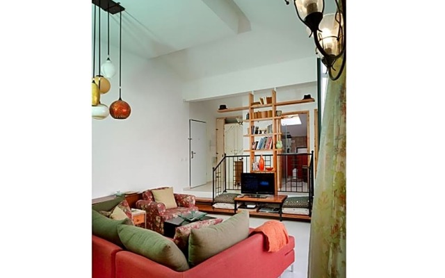 Neve Tzedek European Style w/ Balcony by Sea N' Rent