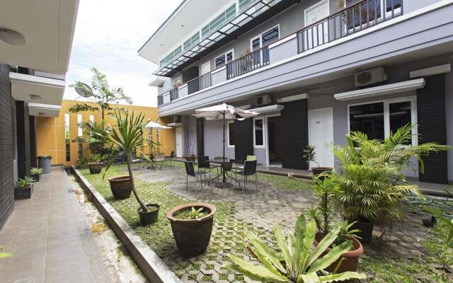 RedDoorz @ Kemang Timur