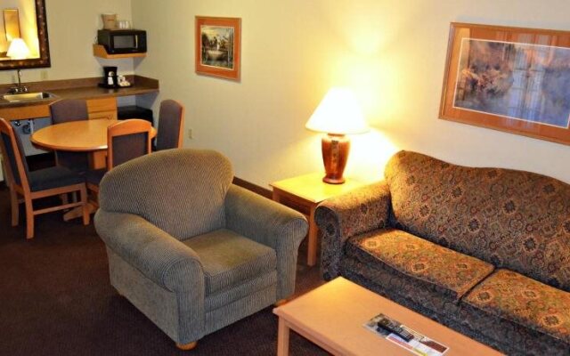 Fossil Creek Hotel And Suites