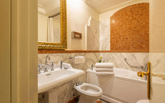 The Queens Gate Hotel