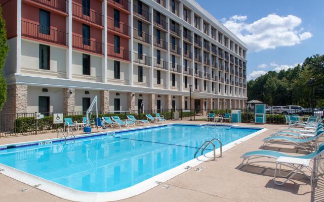 Holiday Inn Express Atlanta Airport - College Park, an IHG Hotel