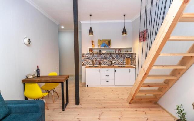 Giorgi's apartment