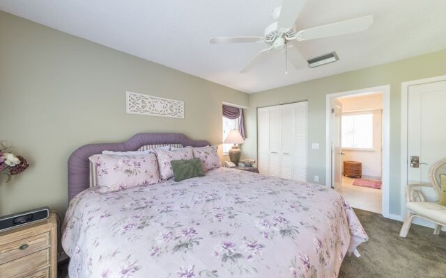 Barrington Park 706 by Vtrips