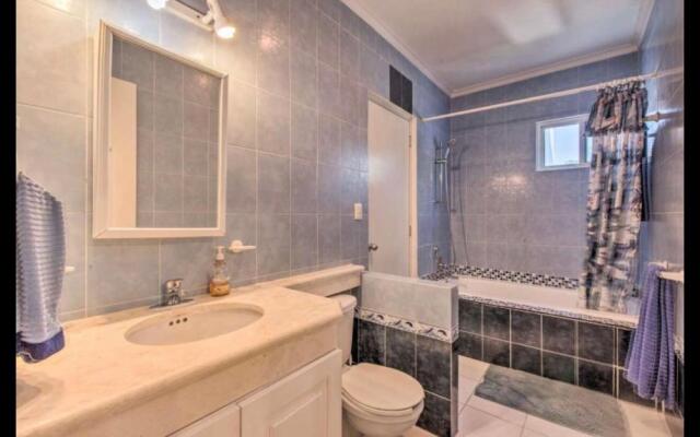 New Year Available 3BR 200Mbps Wifi & Bikes & Beach Access