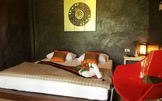 Mekong Riverside Resort & Camping