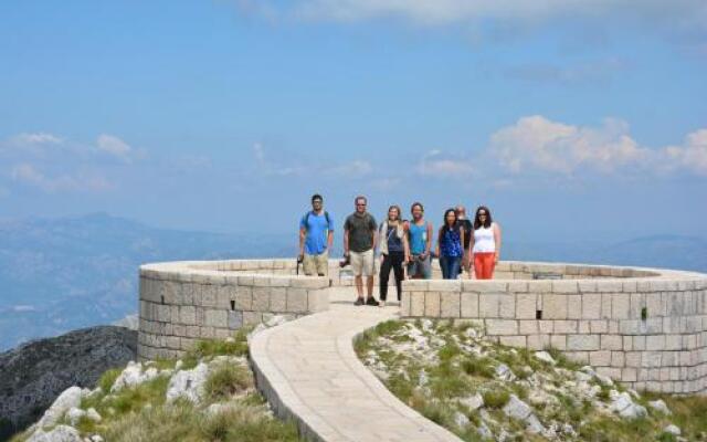 Montenegro Backpackers Home Budva