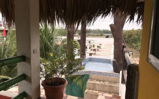 Mi Paraiso Hotel & Resort