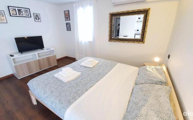 La Terrazza Tra I Tetti Studio - Bari Centro