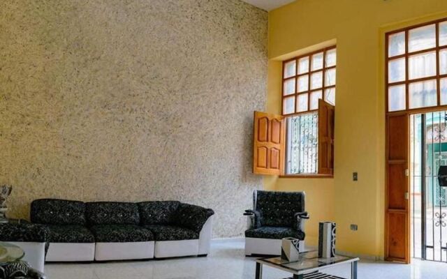 Hostal May y Mely