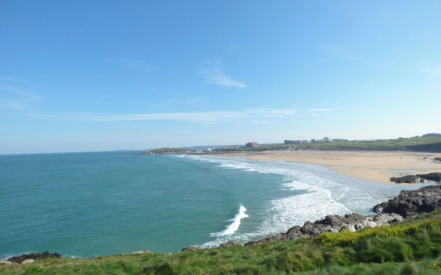 17 Cliff Edge