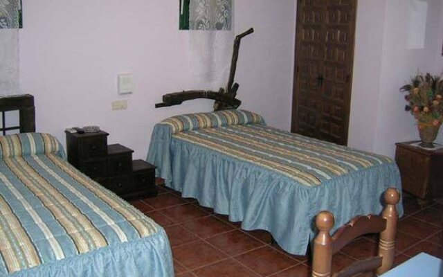 Hostal Rural El Manantial De Gredos