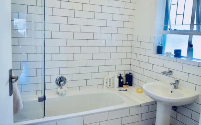 Cozy 1 Bedroom Apartment in Oranjezicht