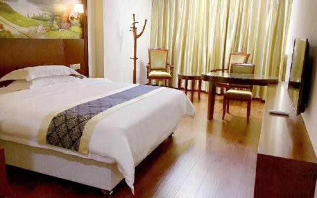 Longhui Business Hotel