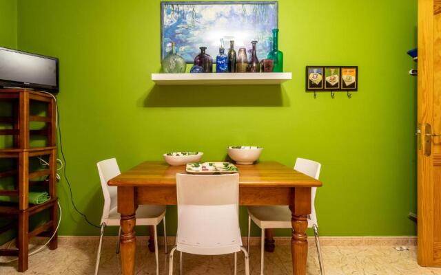 Flatguest Ingenio + 2 Bdr + Wifi + 4pax