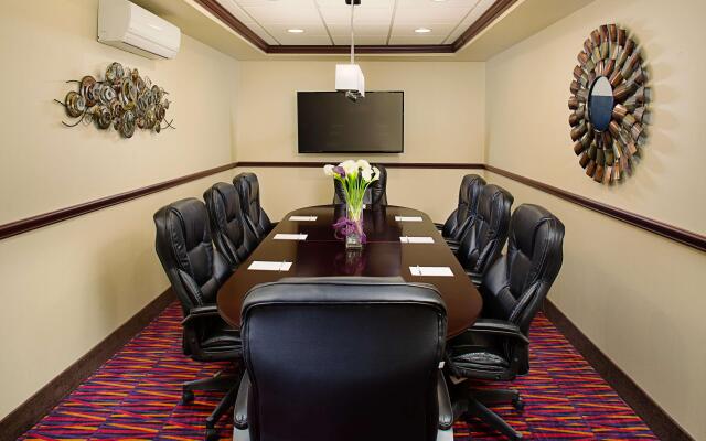 Hampton Inn & Suites Dallas/Lewisville-Vista Ridge Mall, TX