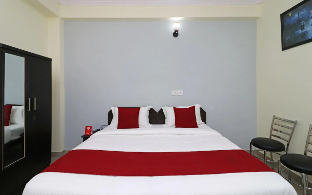 OYO Flagship 10045 Hotel Pearl Residency