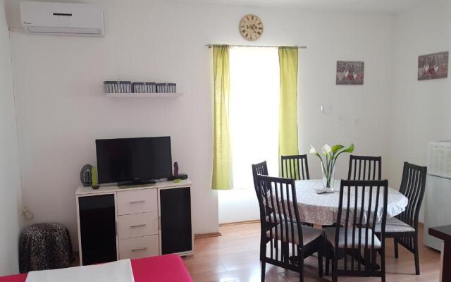 Apartment Cetina