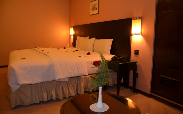 Almas Hotel